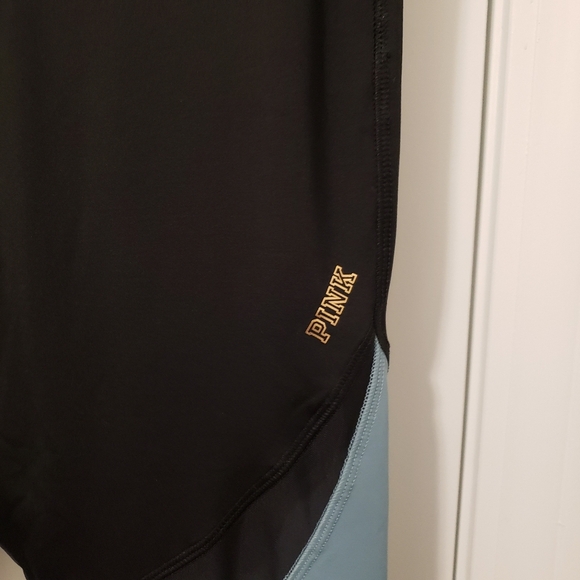 PINK Victoria's Secret Ultimate Women's Leggings Size Medium - Picture 3 of 8